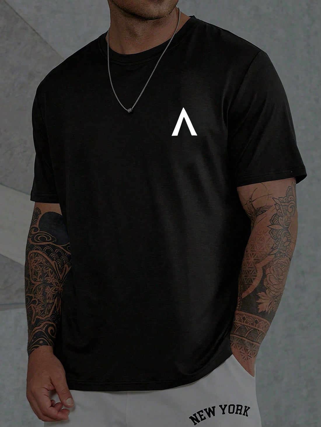 A Tee Black